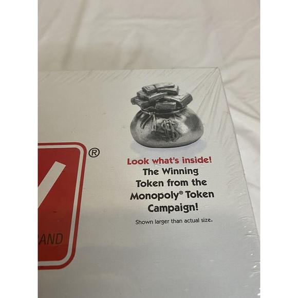 Monopoly 1999 Family Game Night Hasbro Winning Token New Sealed Board Game - Picture 6 of 6